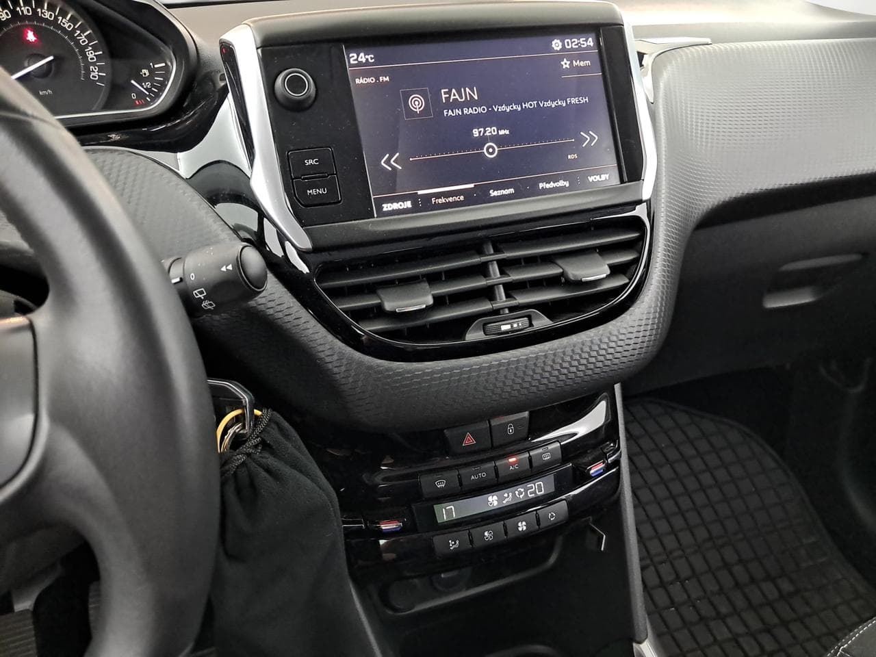 2019 Peugeot 2008 - 30