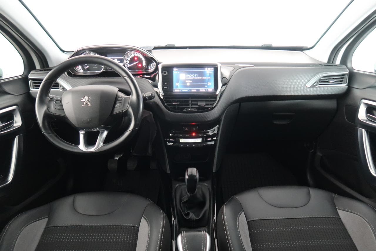 2019 Peugeot 2008 - 16