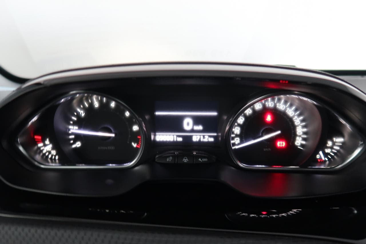 2019 Peugeot 2008 - 26
