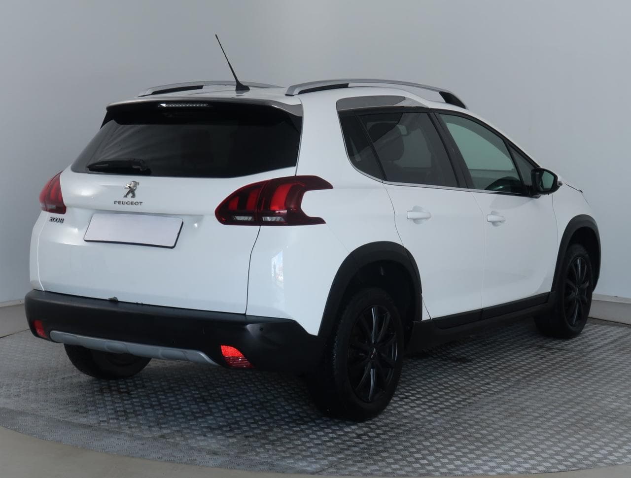 2019 Peugeot 2008 - 10