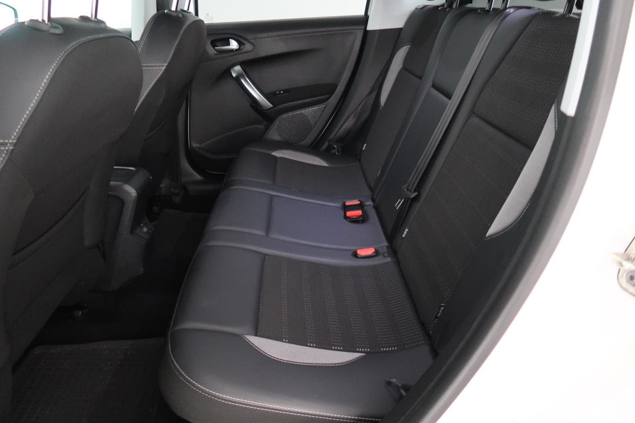 2019 Peugeot 2008 - 23