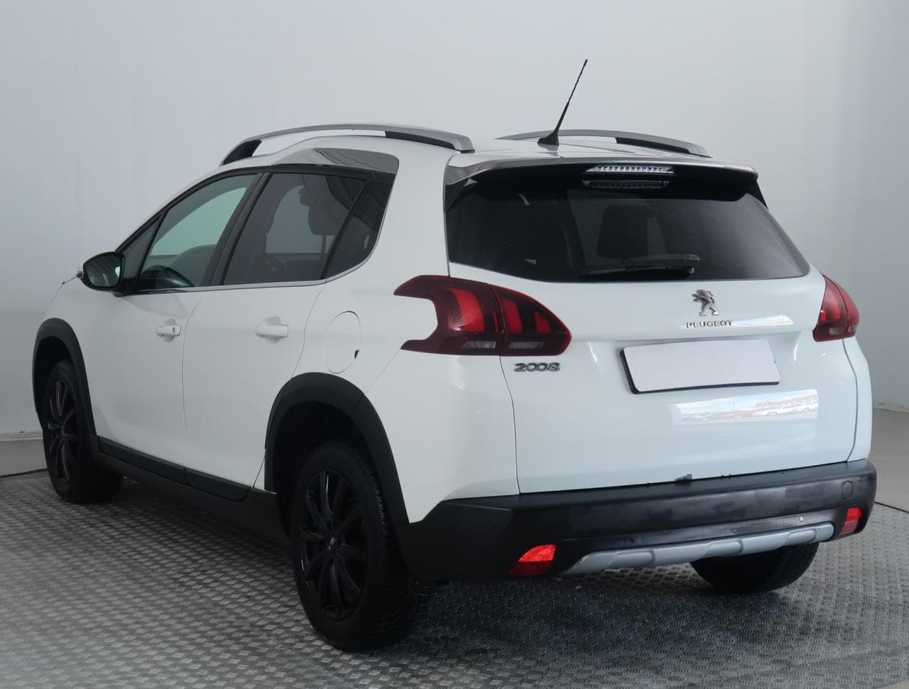 2019 Peugeot 2008 - 8
