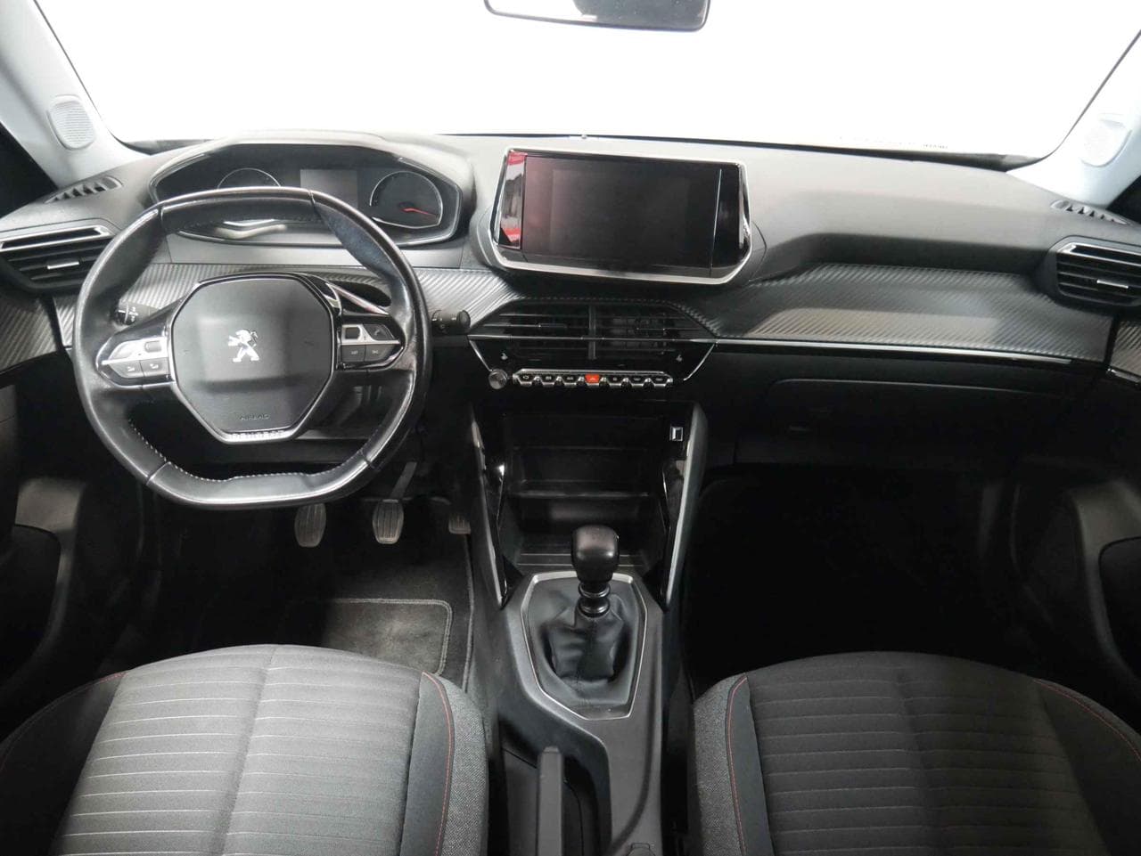 2020 Peugeot 2008 - 15