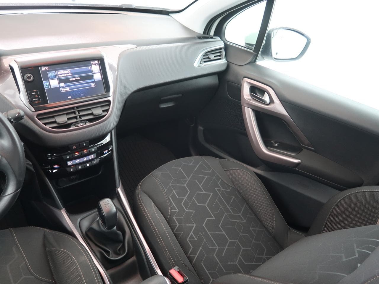 2014 Peugeot 2008 - 20
