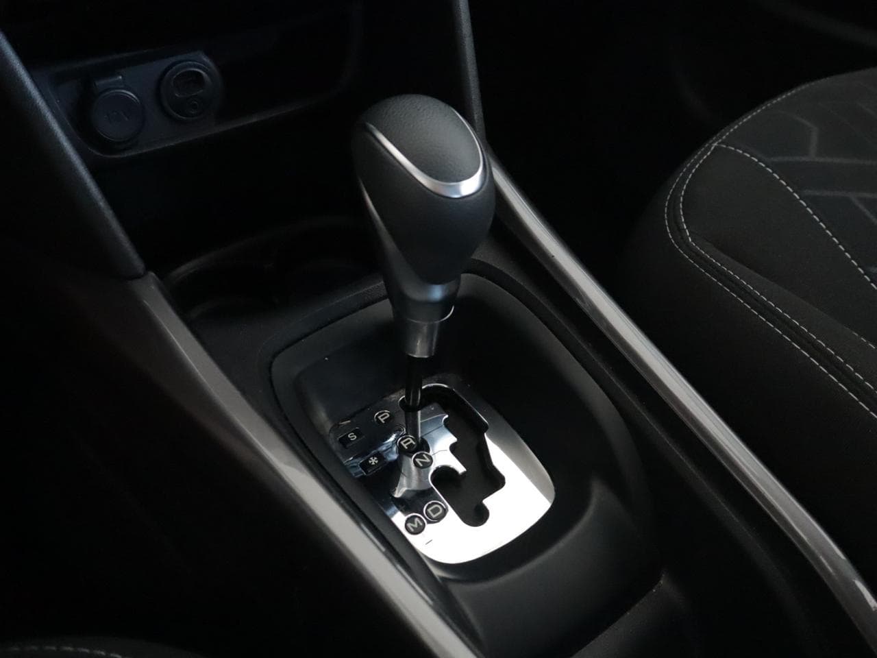 2017 Peugeot 2008 - 23