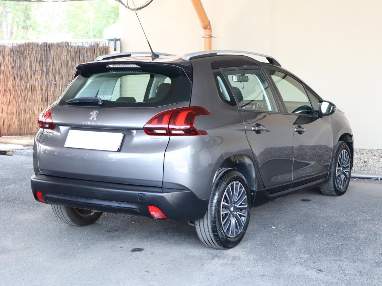 2017 Peugeot 2008 - 7