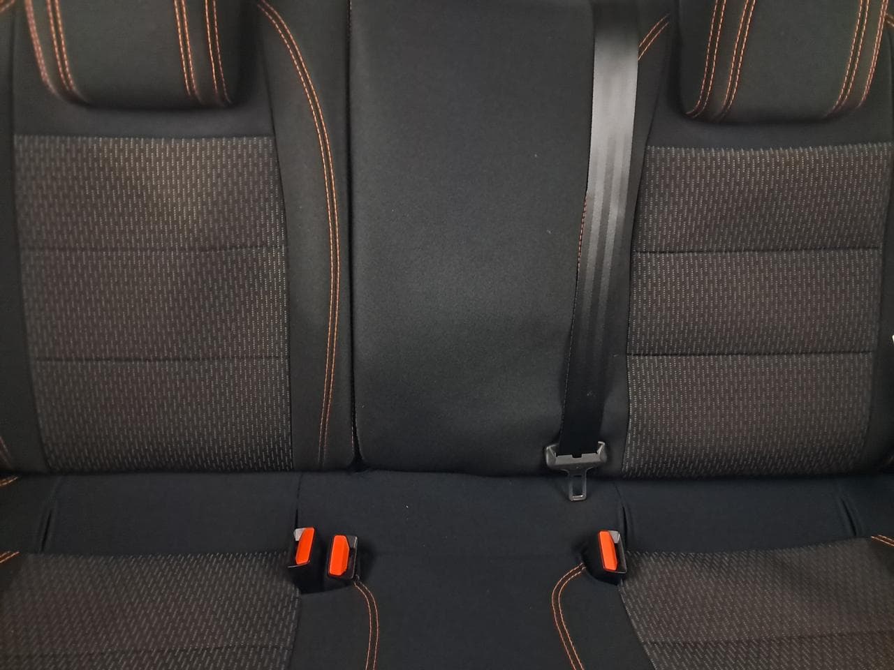 2021 Peugeot 2008 - 14