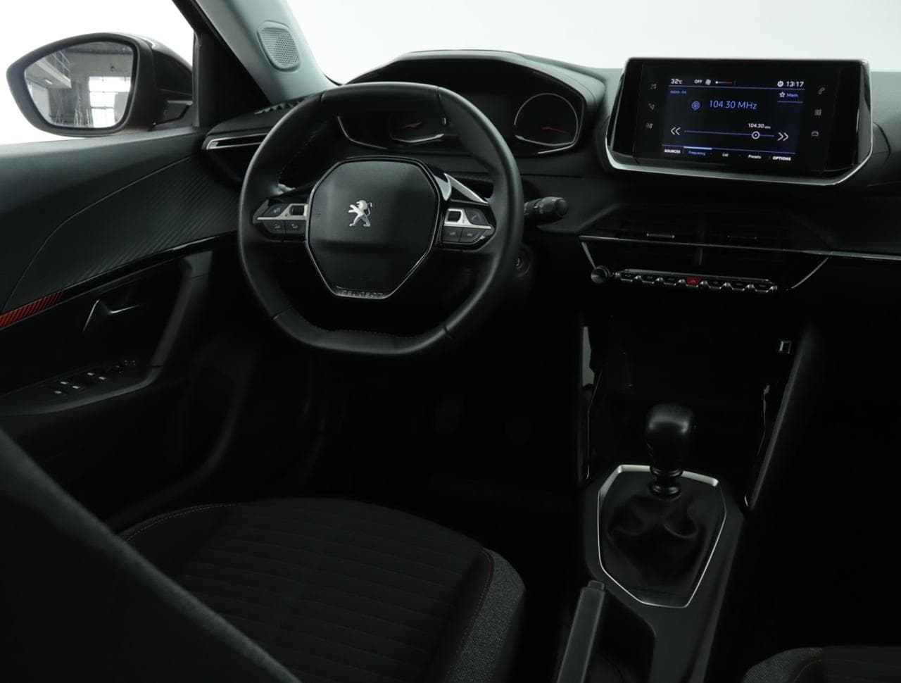 2022 Peugeot 2008 - 9