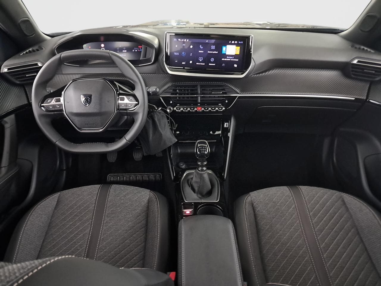 2025 Peugeot 2008 - 10