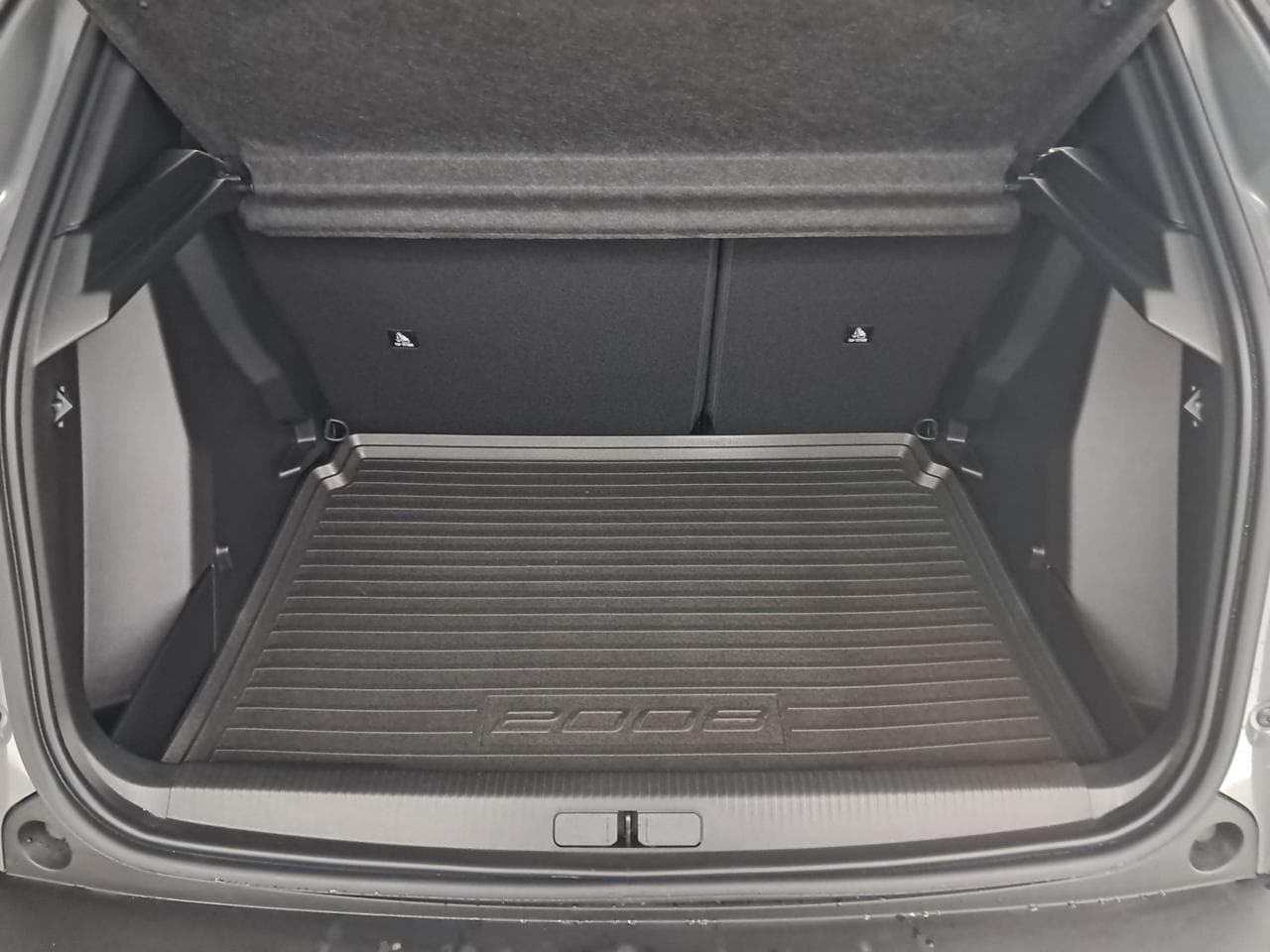 2025 Peugeot 2008 - 19