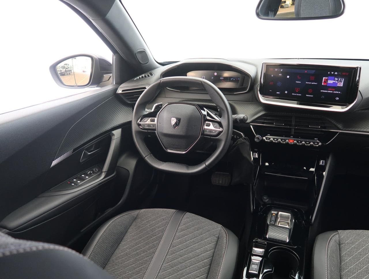 2025 Peugeot 2008 - 9