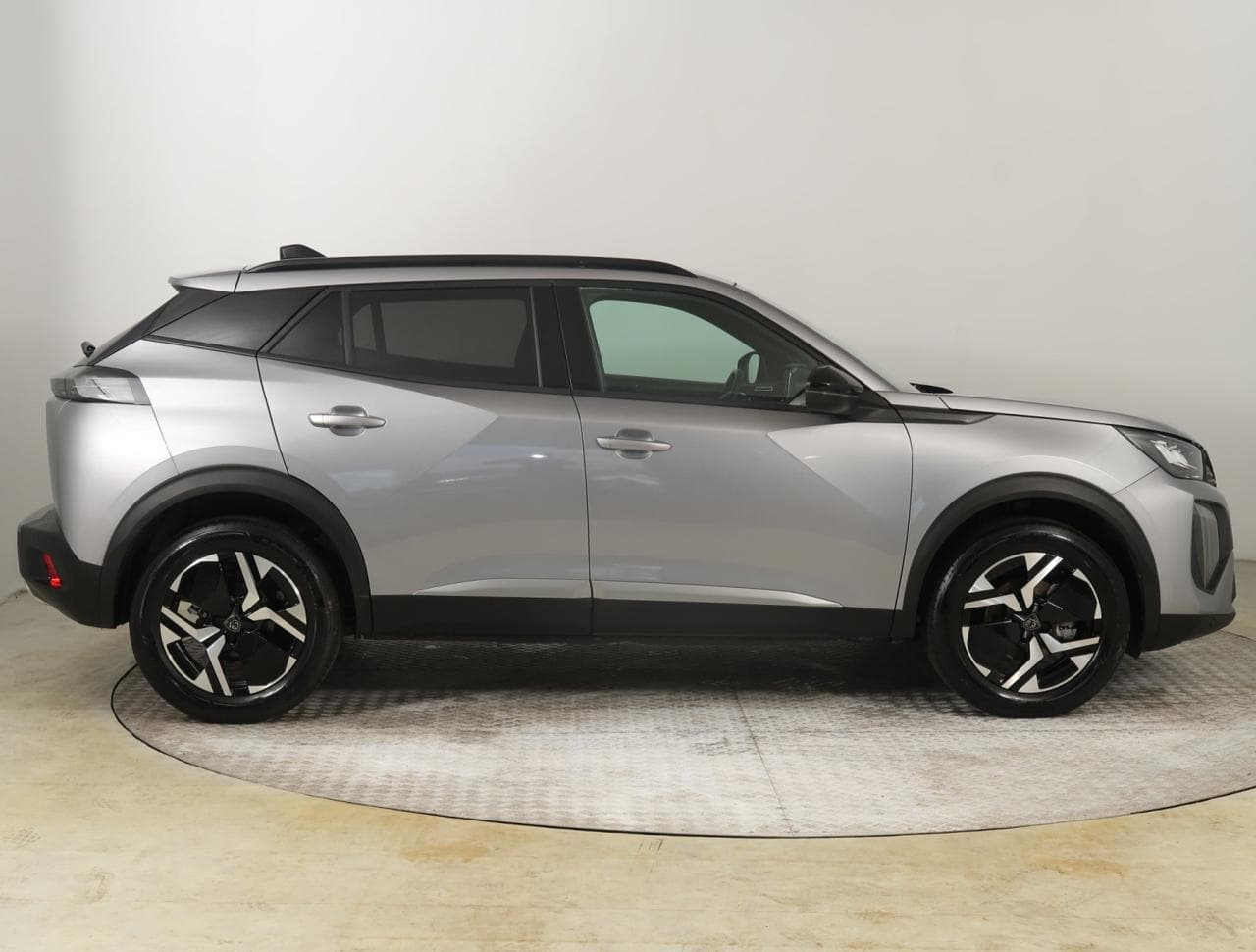 2025 Peugeot 2008 - 8