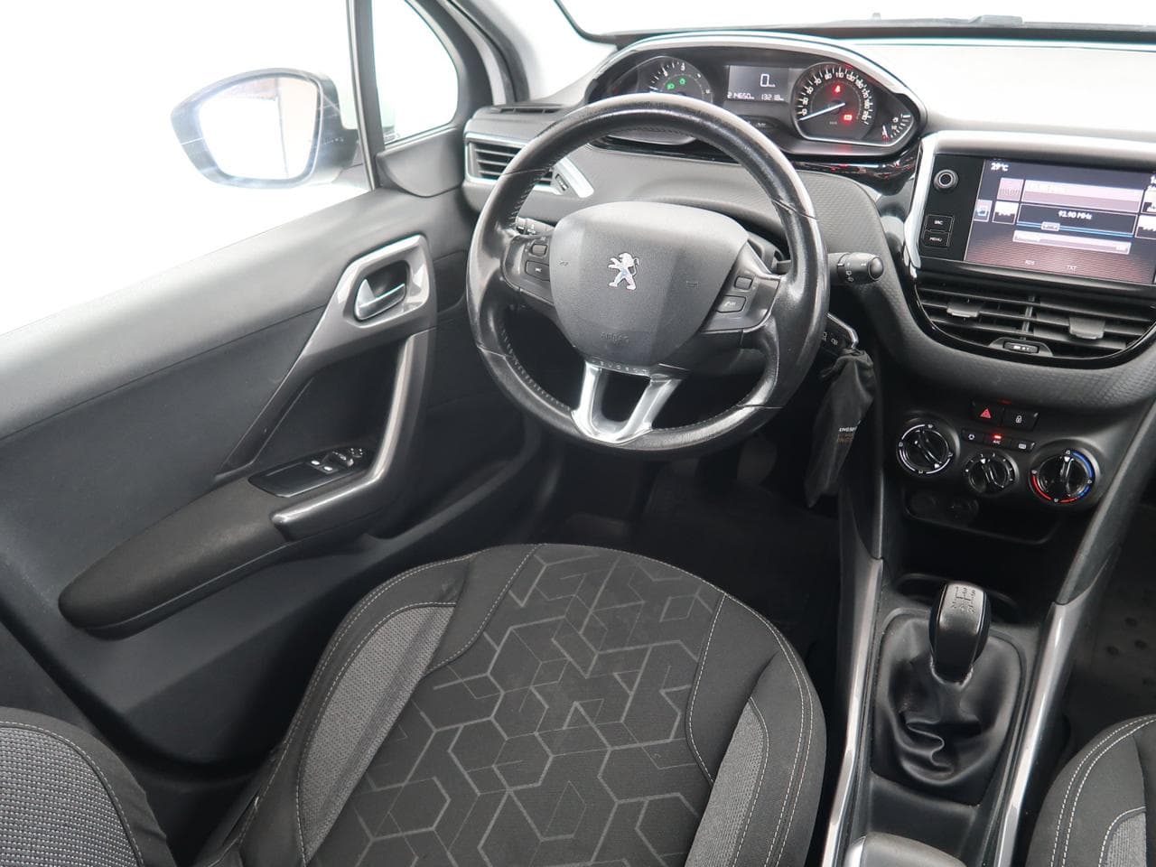 2017 Peugeot 2008 - 9