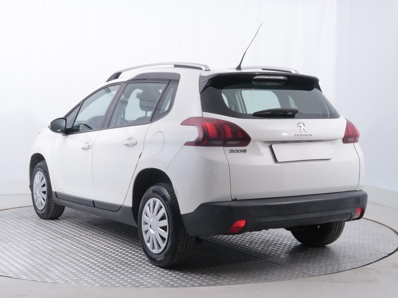 2017 Peugeot 2008 - 5