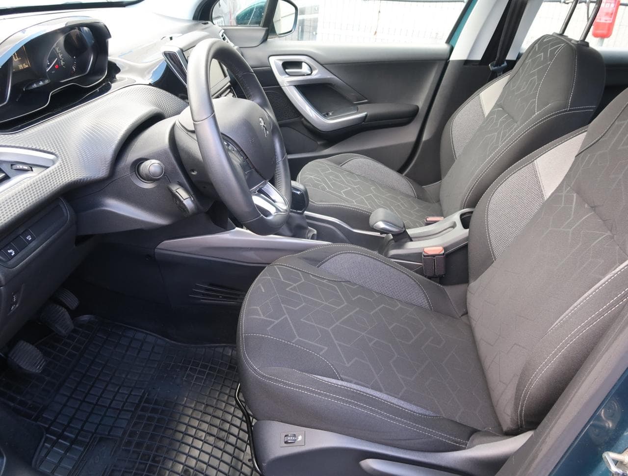 2019 Peugeot 2008 - 16