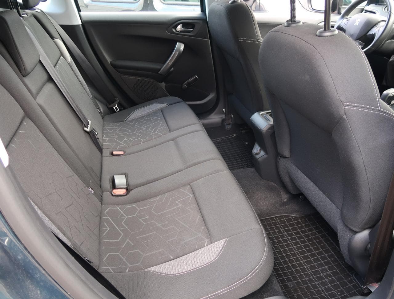 2019 Peugeot 2008 - 13