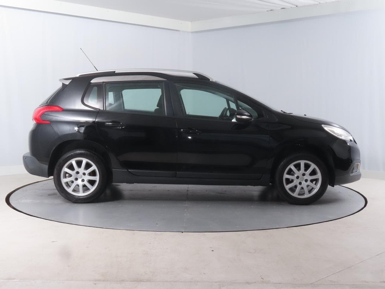 2016 Peugeot 2008 - 8