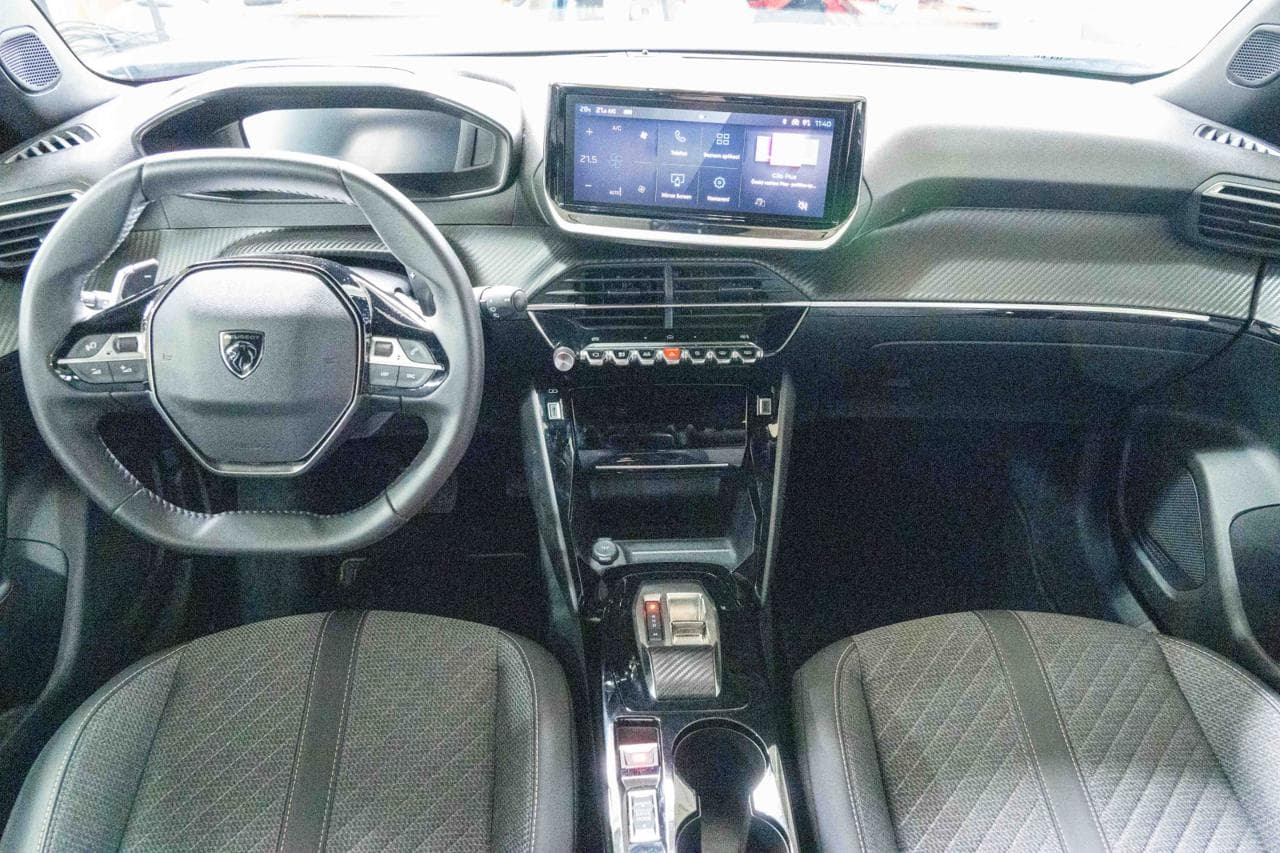 2025 Peugeot 2008 - 10
