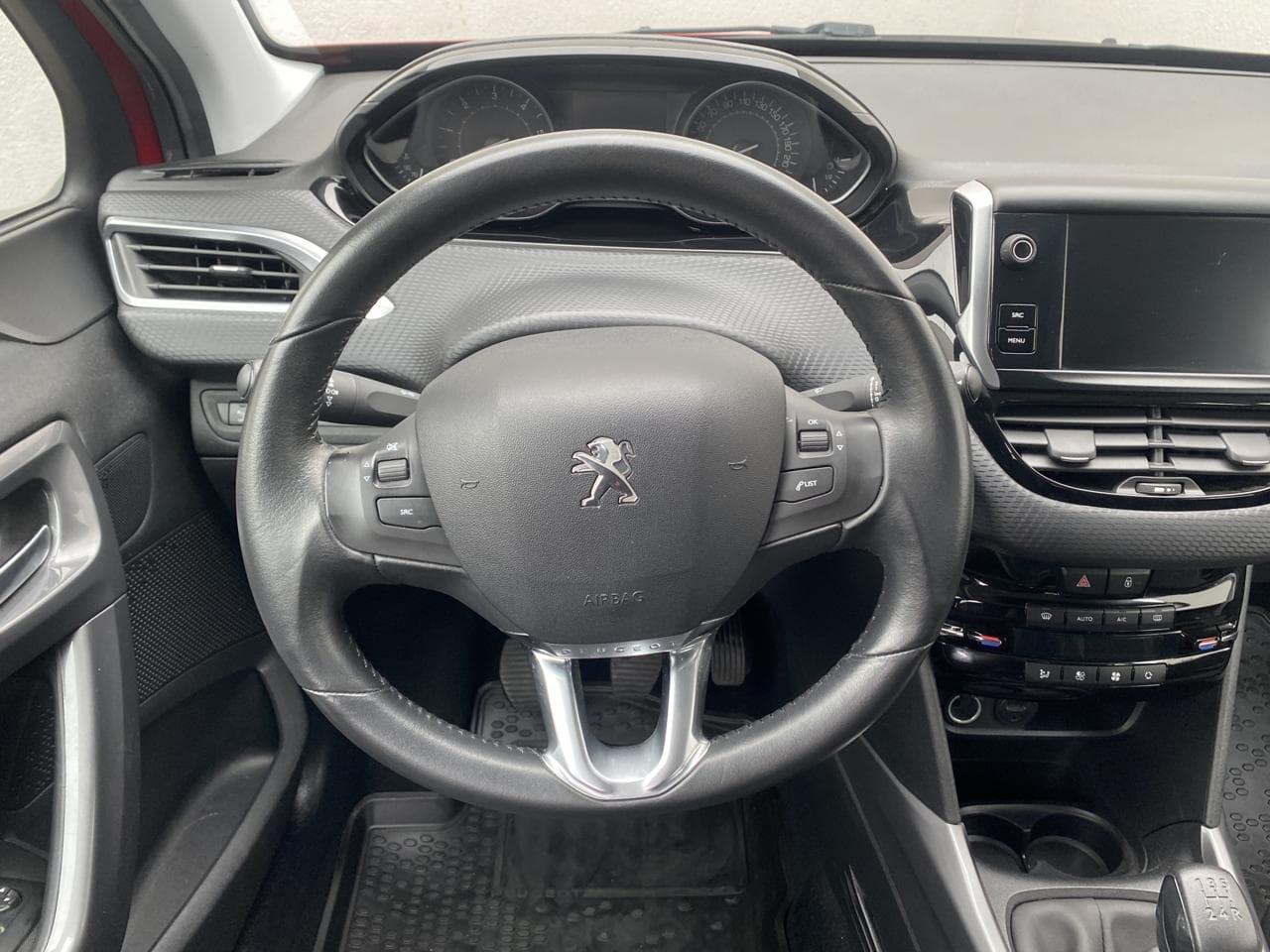 2018 Peugeot 2008 - 11