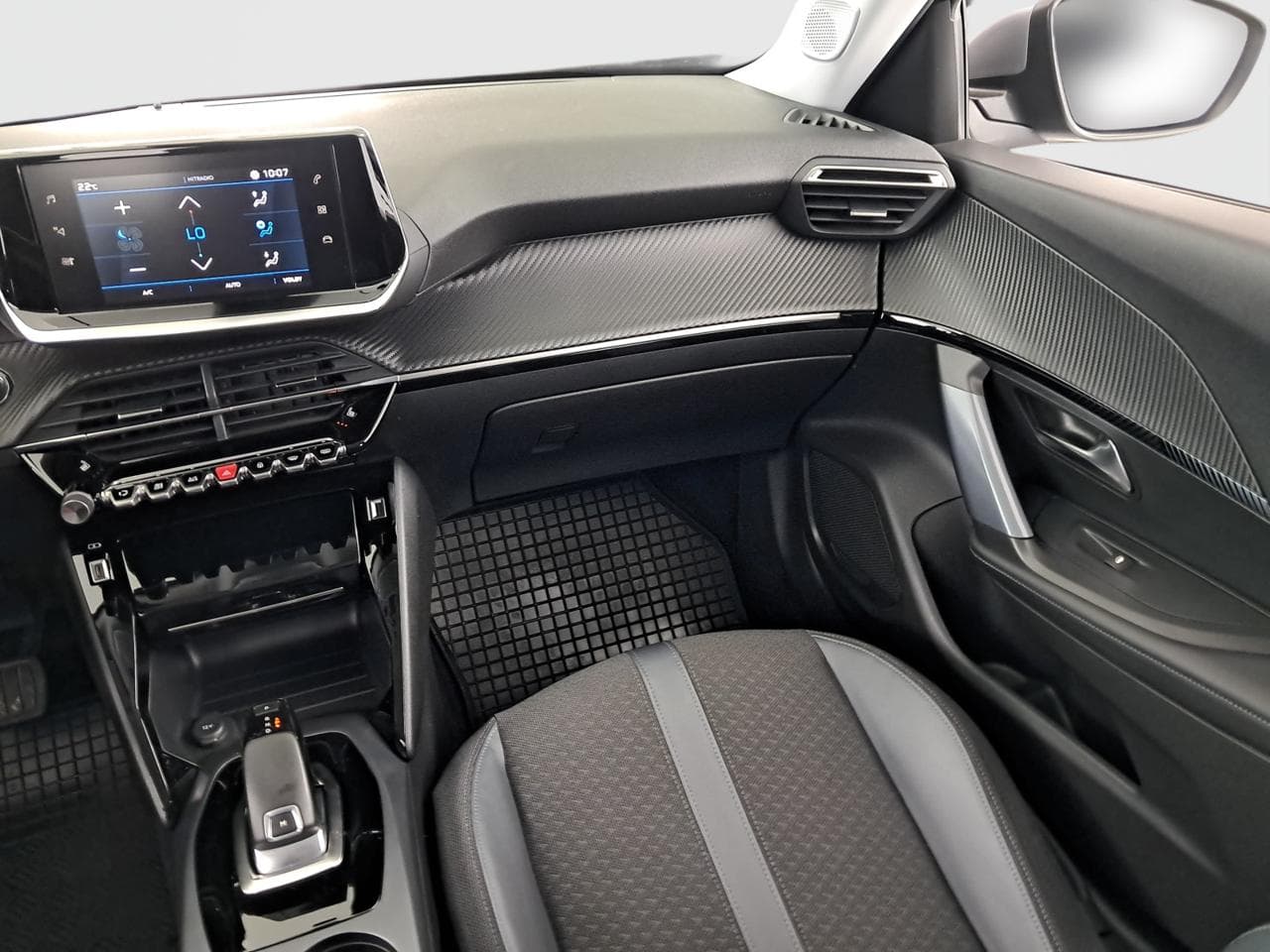 2020 Peugeot 2008 - 11