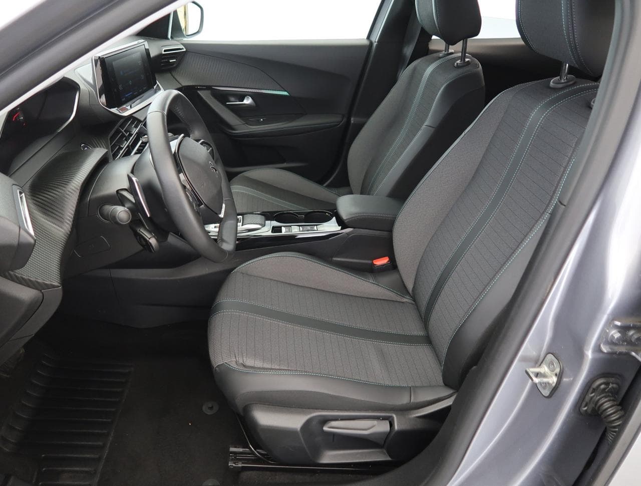 2022 Peugeot 2008 - 16