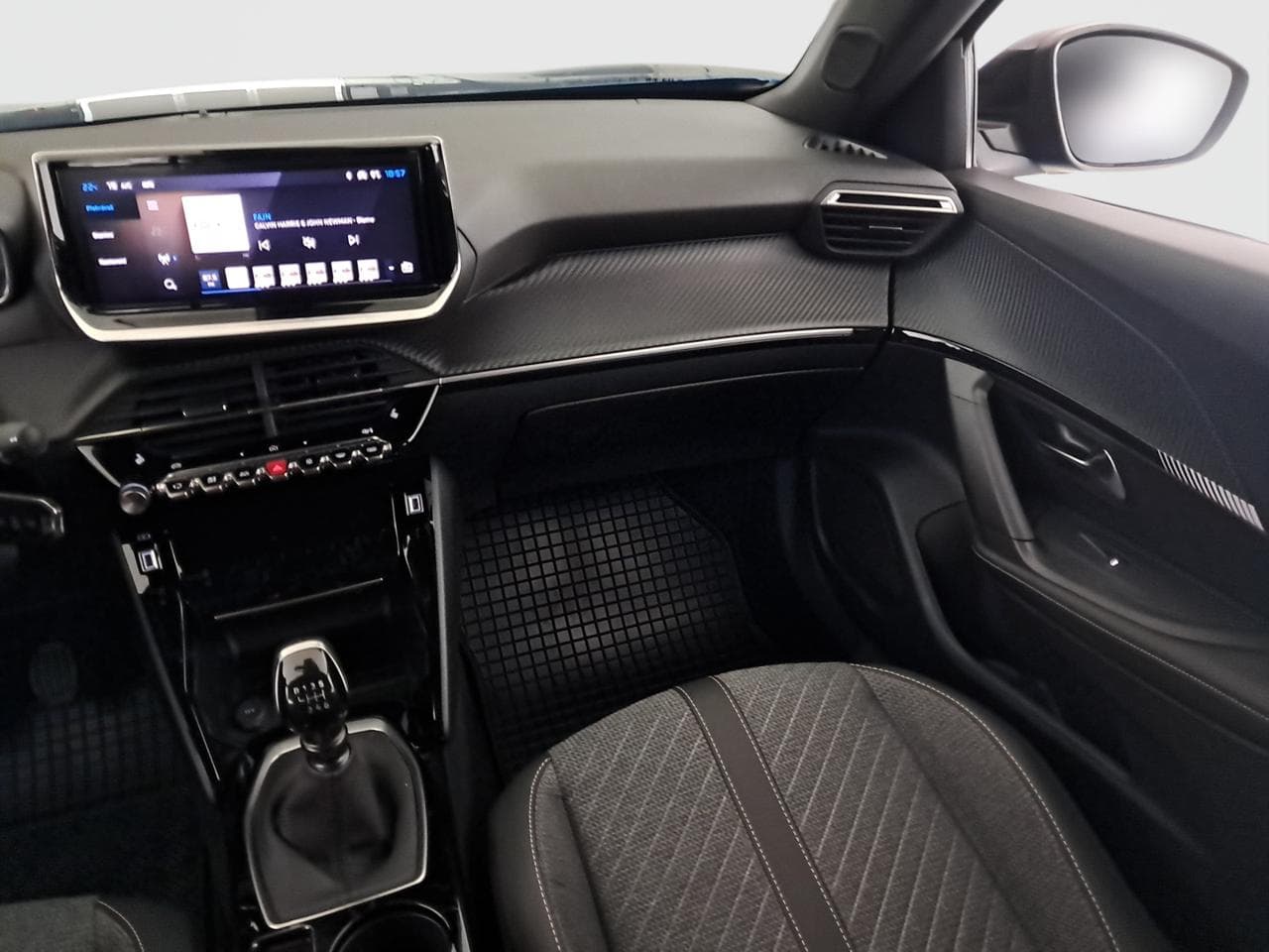 2025 Peugeot 2008 - 11