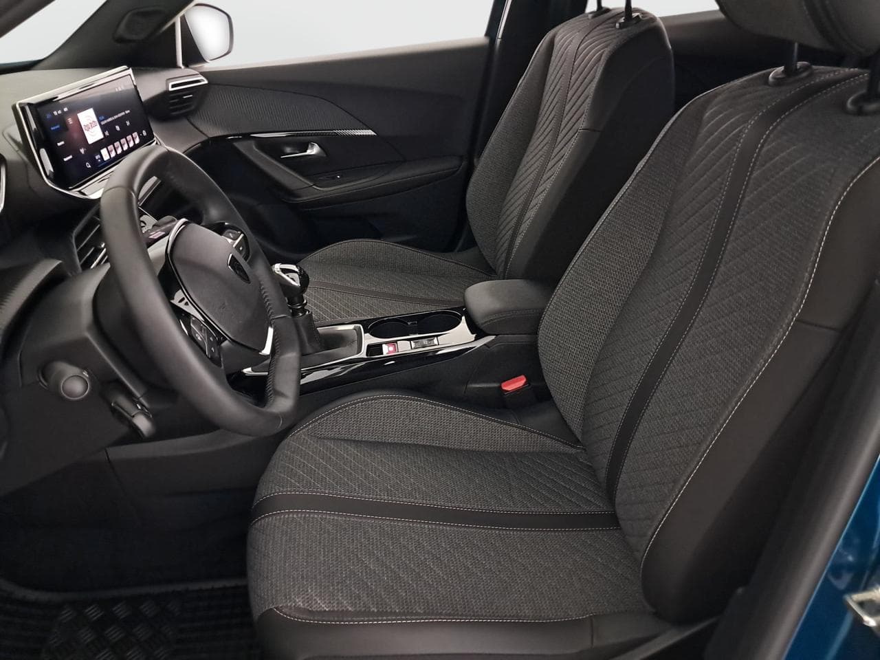 2025 Peugeot 2008 - 16