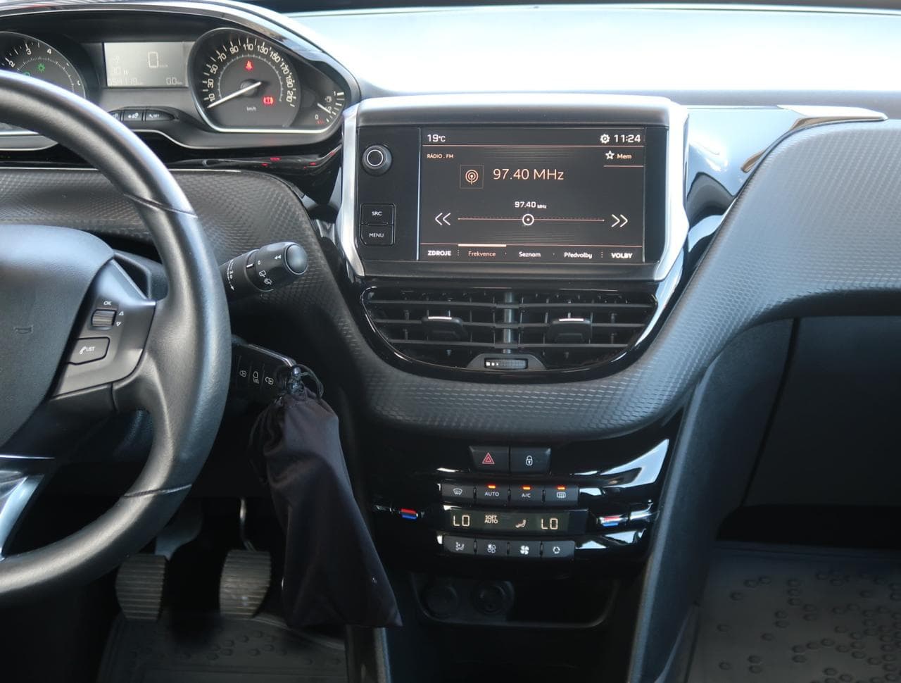 2018 Peugeot 2008 - 18
