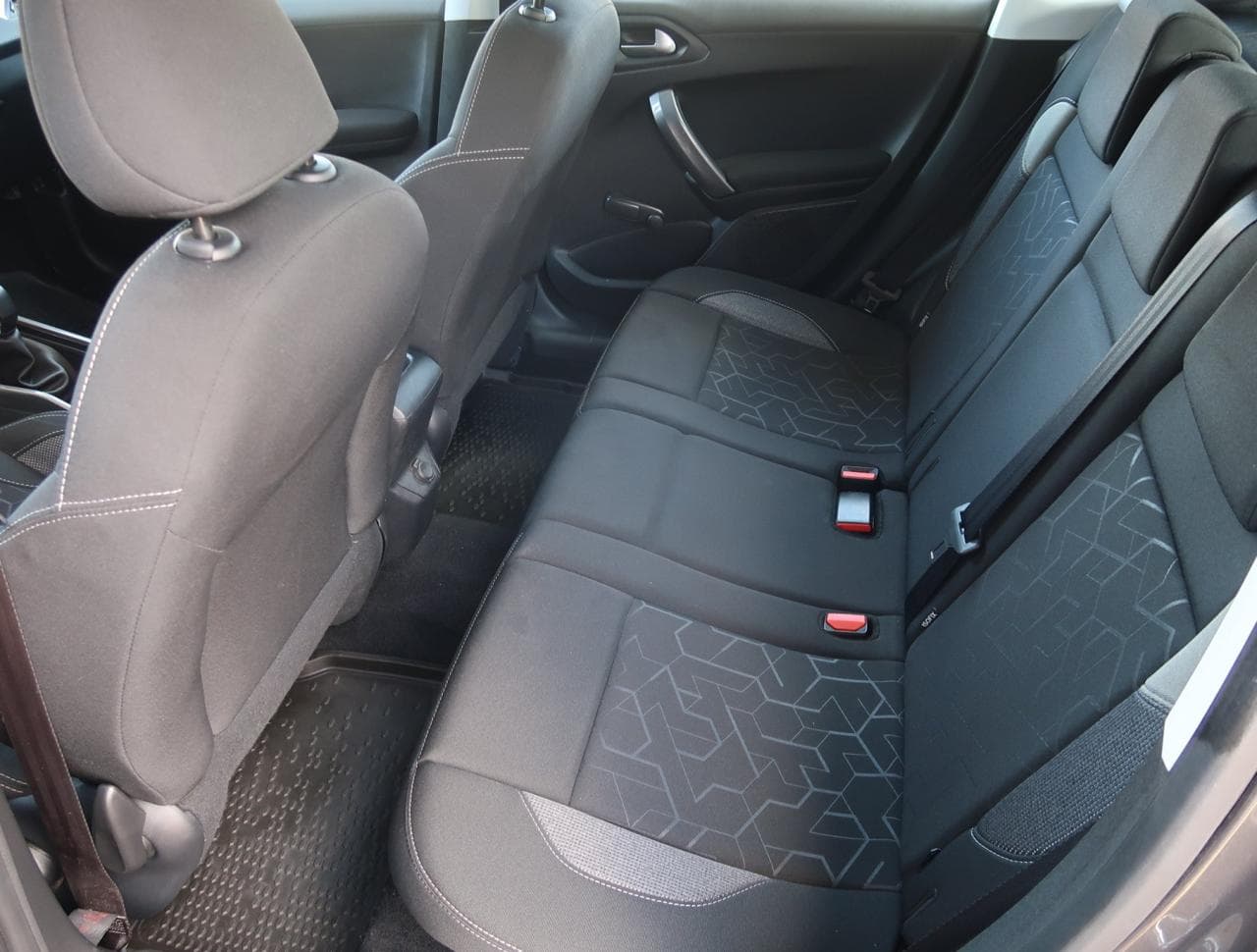 2018 Peugeot 2008 - 15