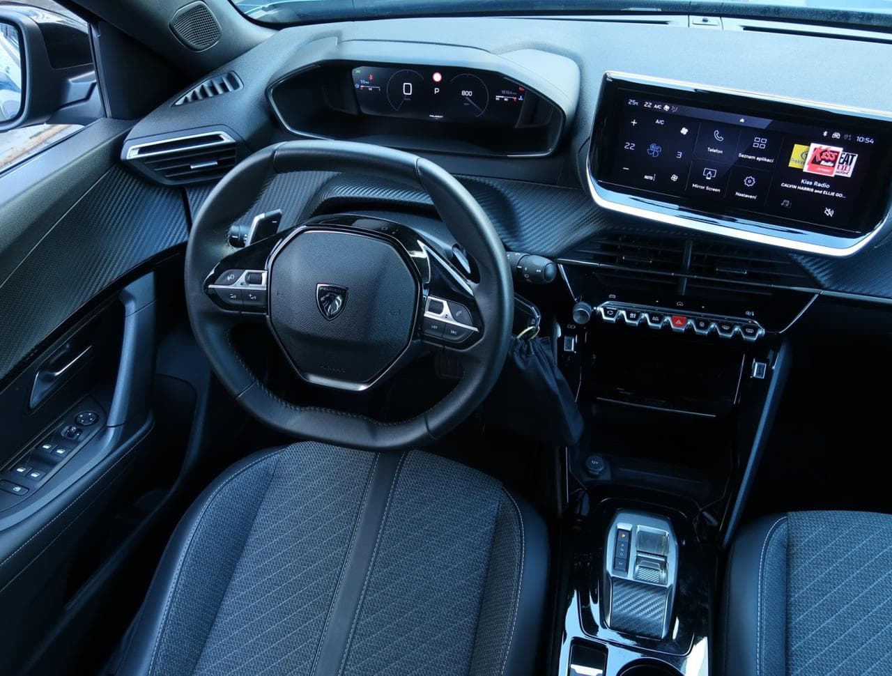 2025 Peugeot 2008 - 9