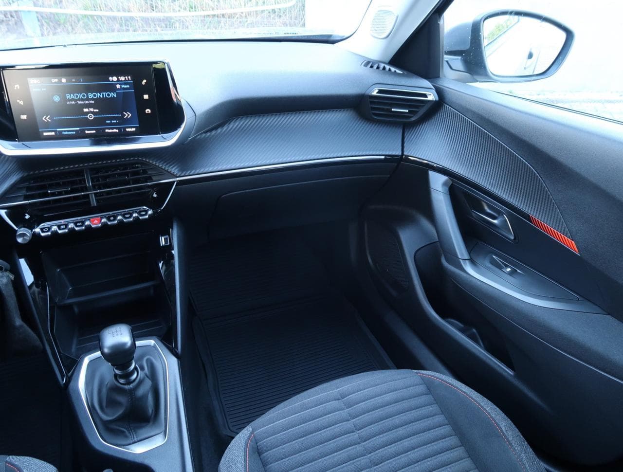 2021 Peugeot 2008 - 11