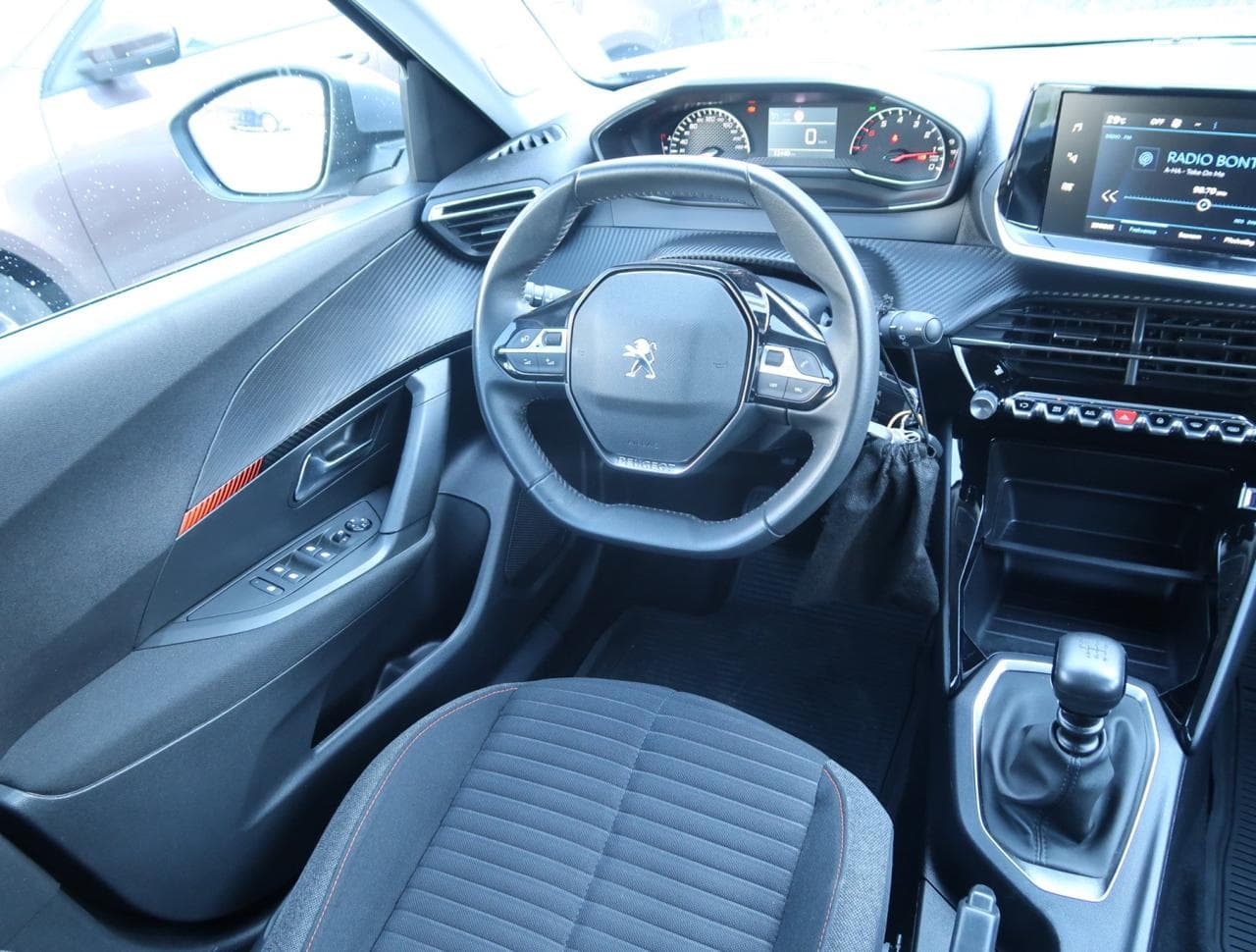 2021 Peugeot 2008 - 9