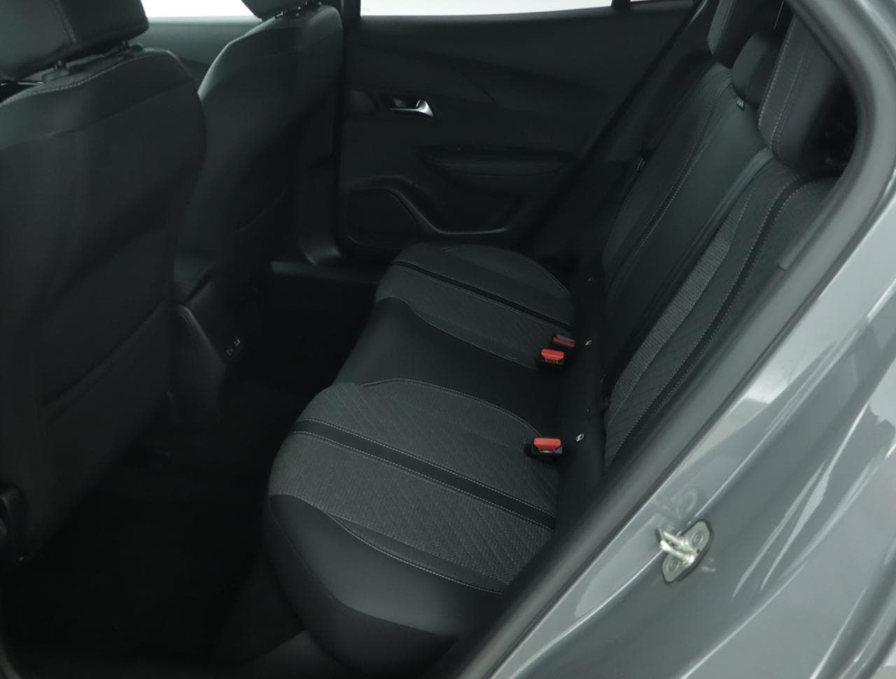 2025 Peugeot 2008 - 15
