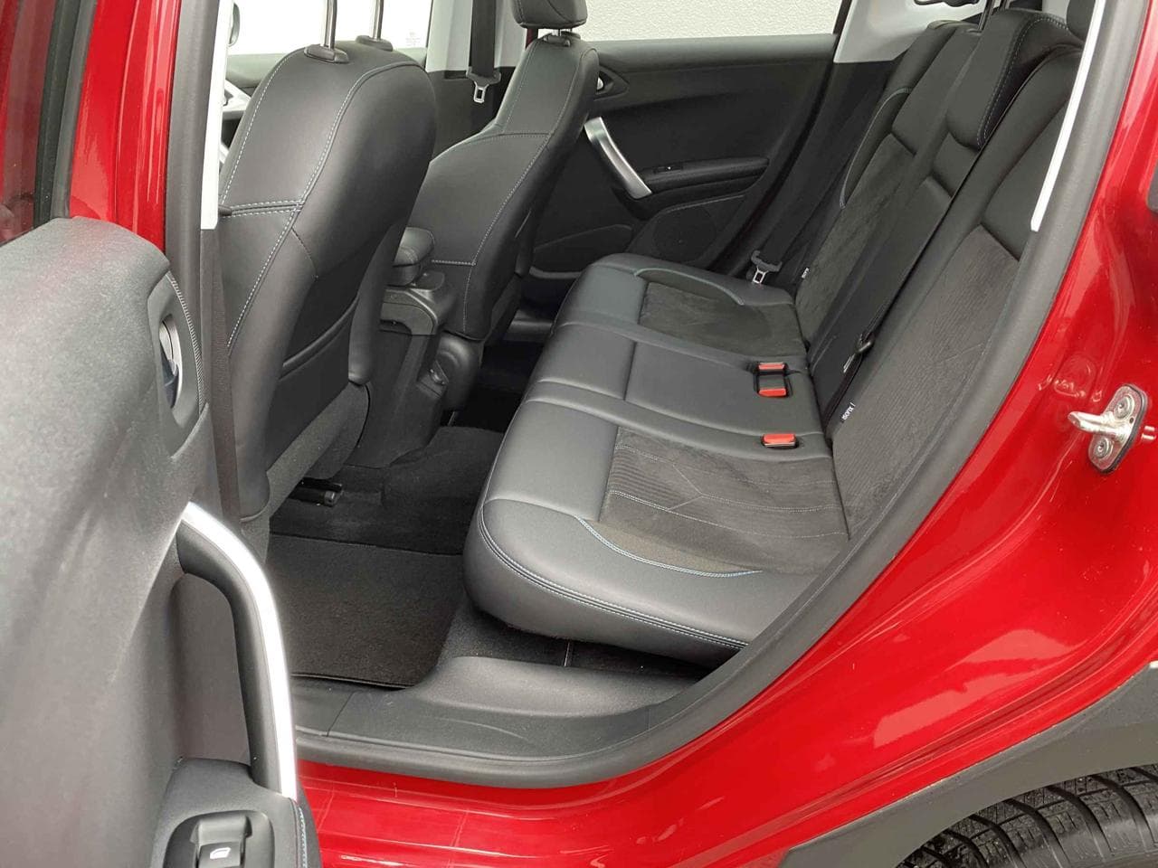 2019 Peugeot 2008 - 10