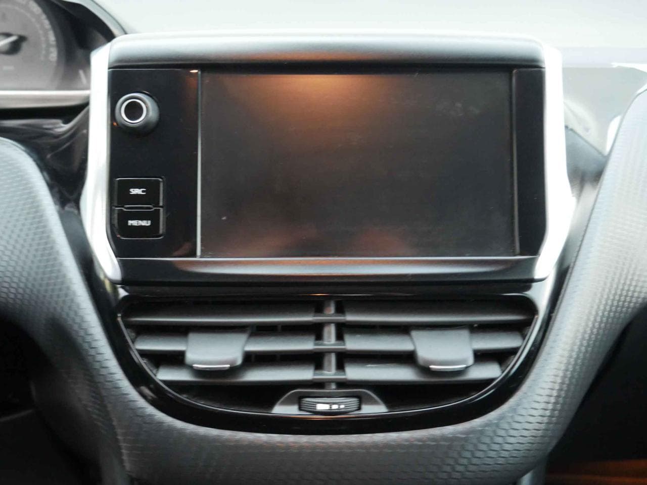 2016 Peugeot 2008 - 12