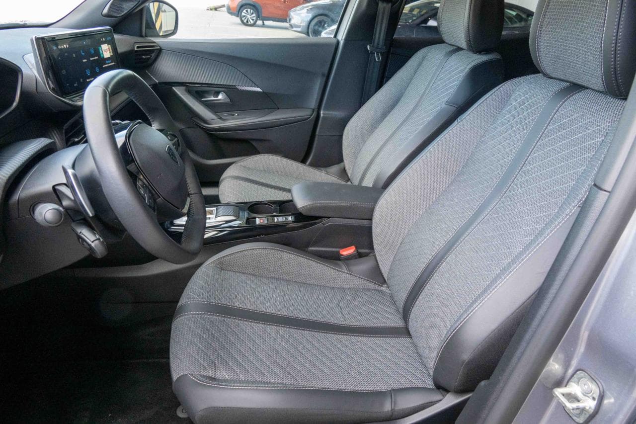 2025 Peugeot 2008 - 16