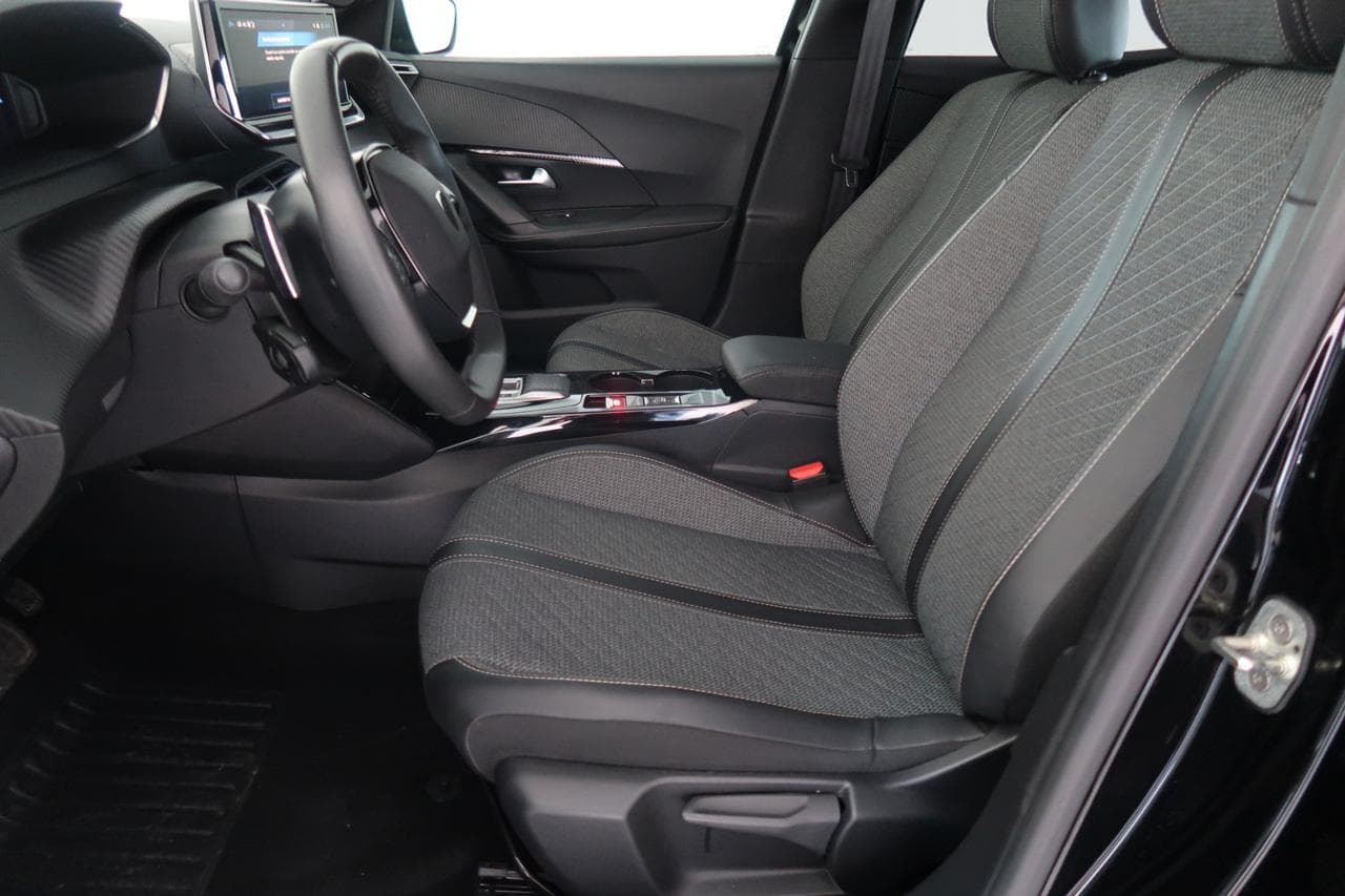 2025 Peugeot 2008 - 16