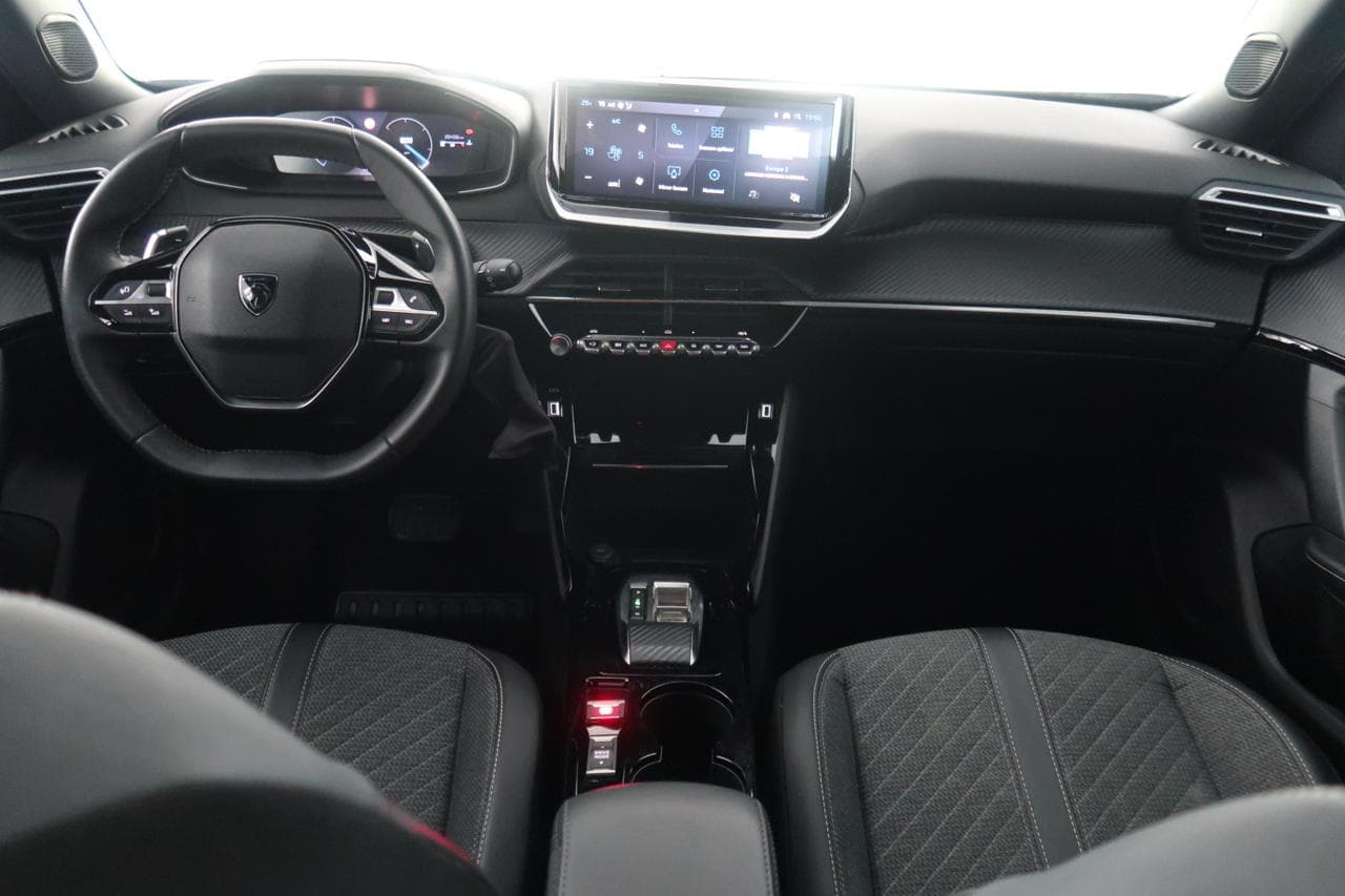 2025 Peugeot 2008 - 10