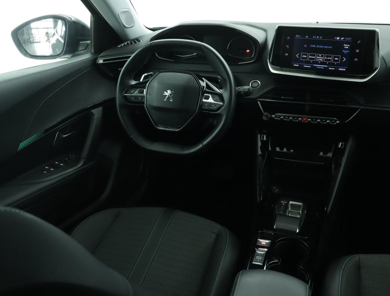 2022 Peugeot 2008 - 9