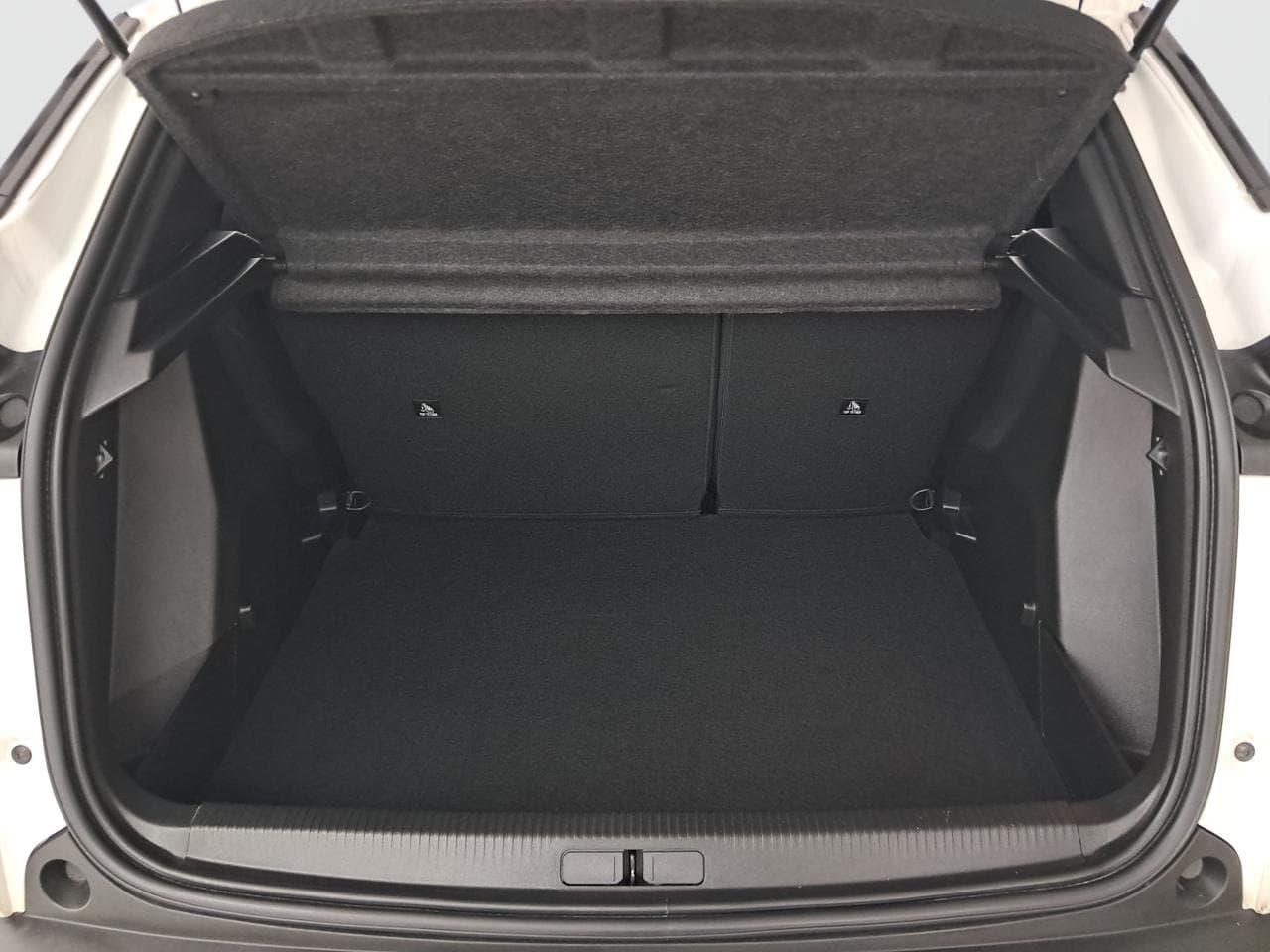 2023 Peugeot 2008 - 19