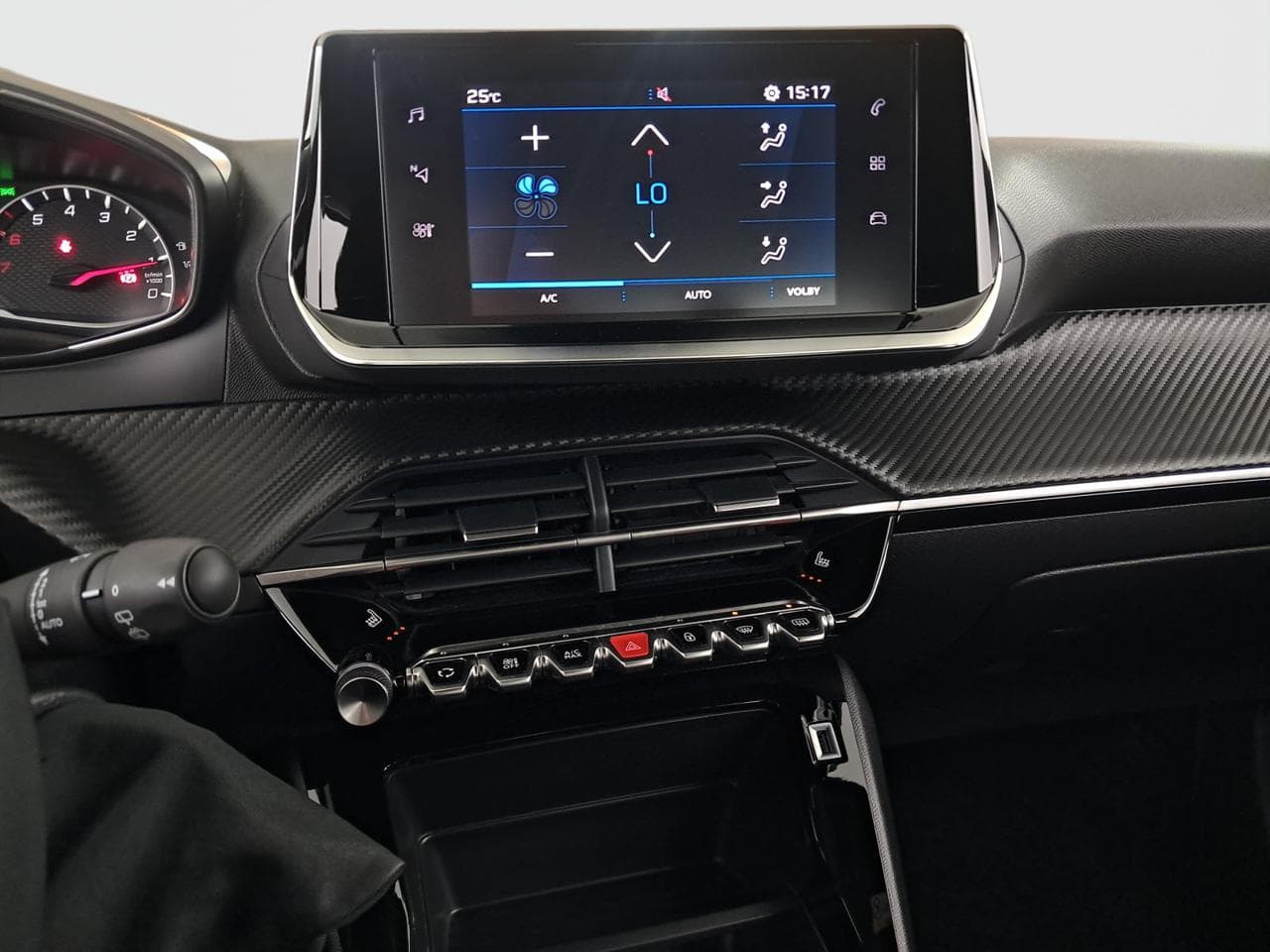 2023 Peugeot 2008 - 18