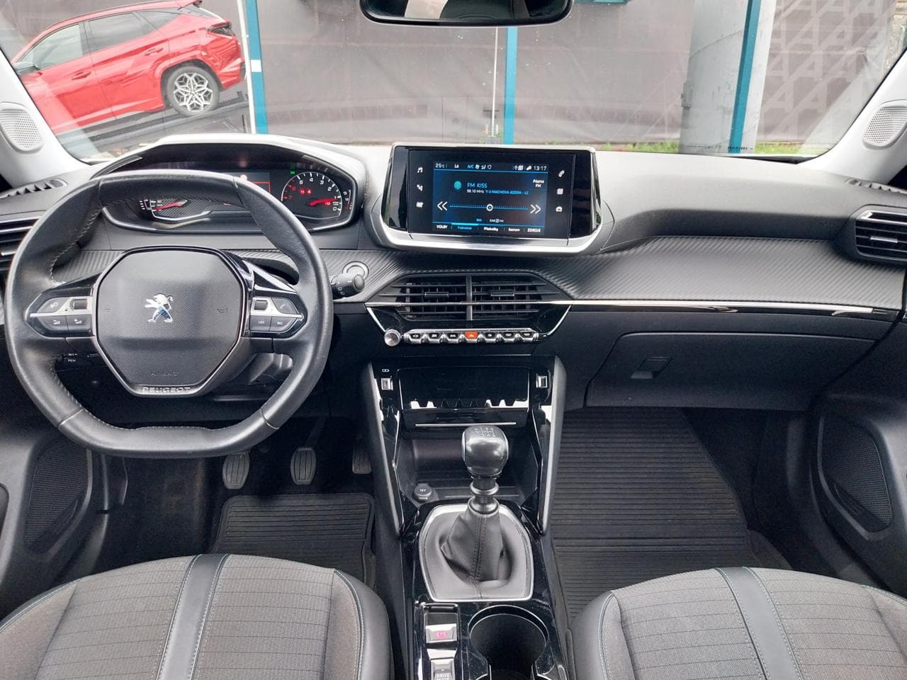 2021 Peugeot 2008 - 10