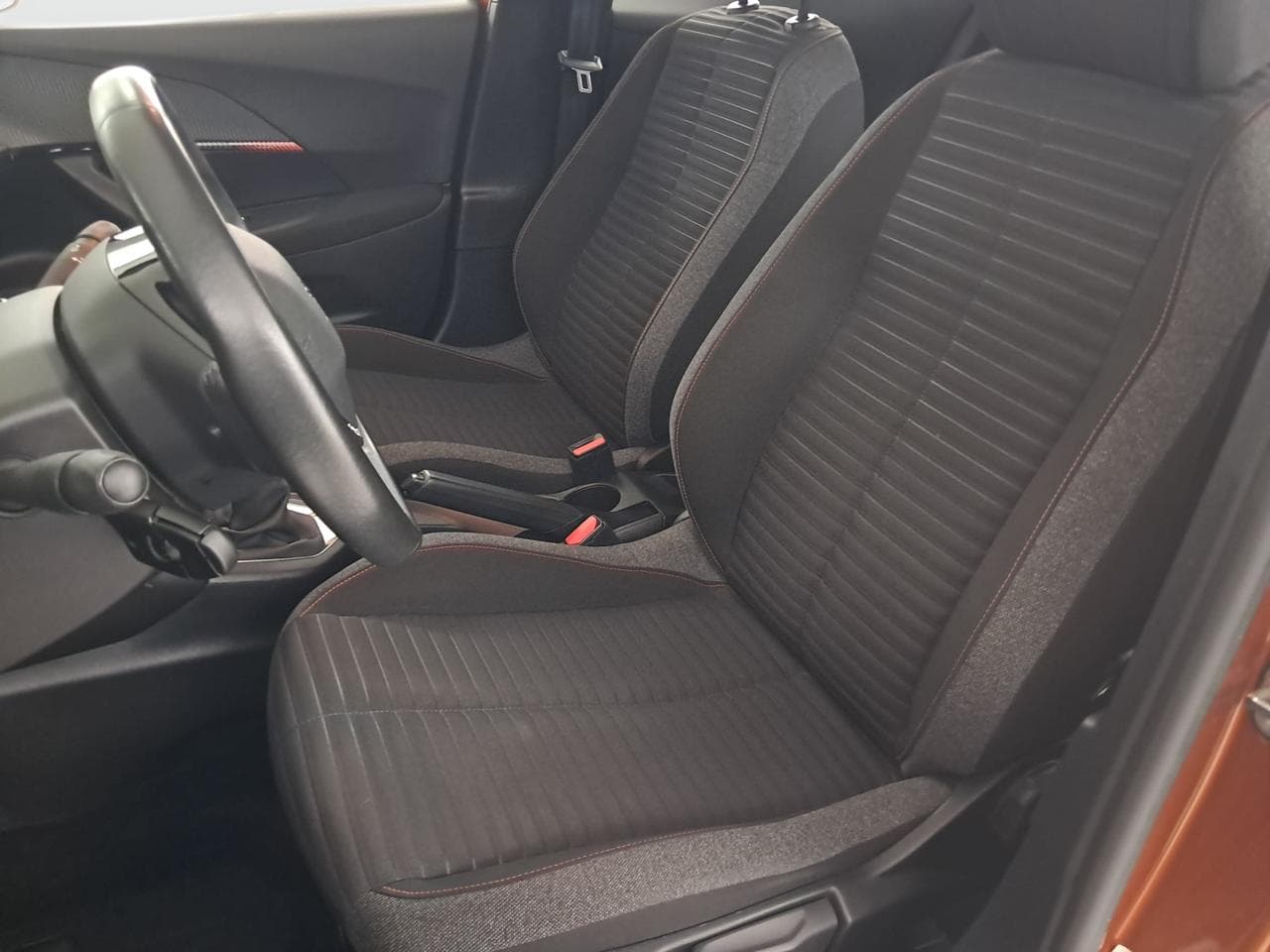 2020 Peugeot 2008 - 16