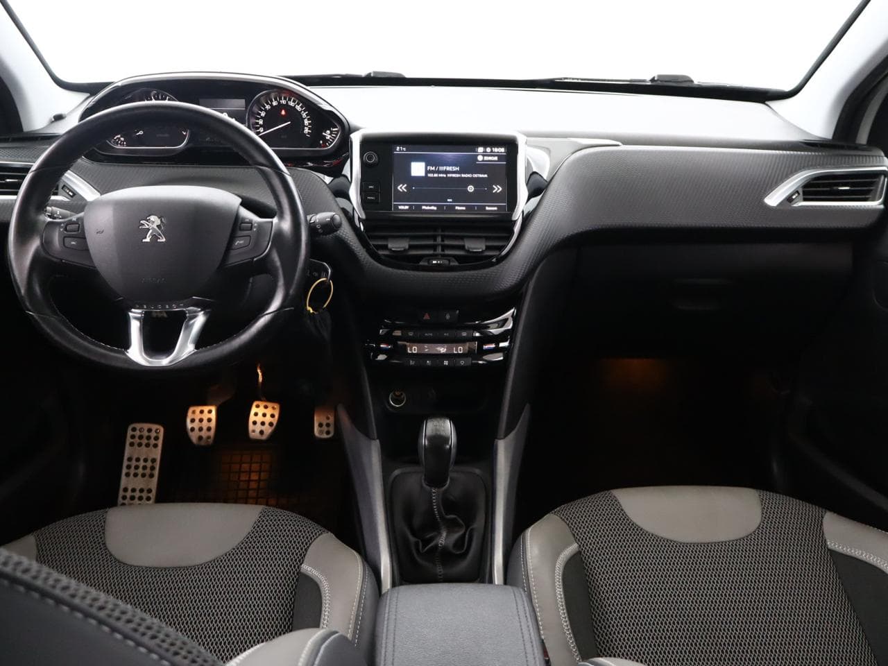 2019 Peugeot 2008 - 9