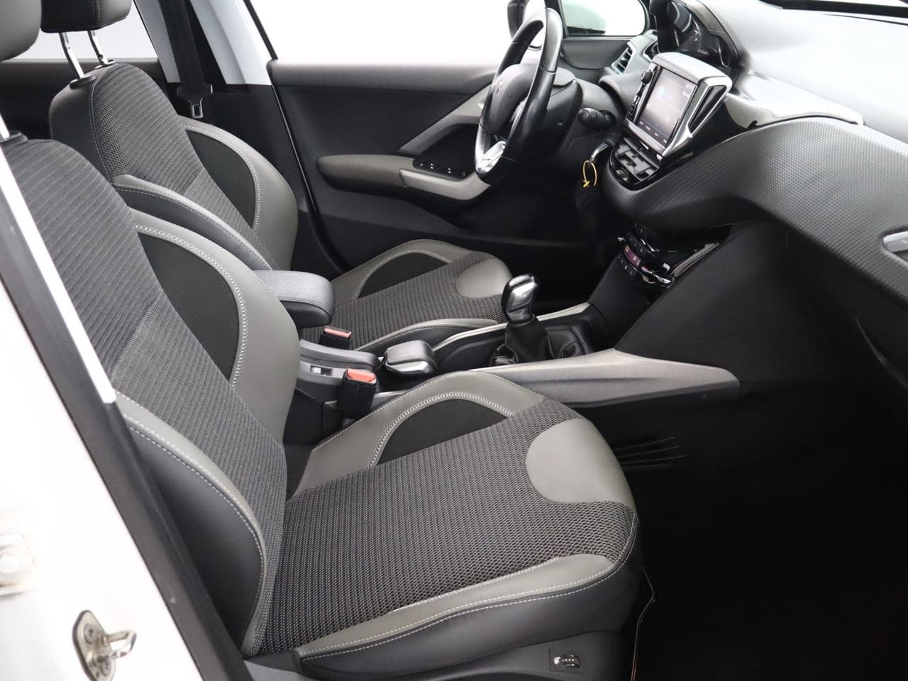2019 Peugeot 2008 - 10