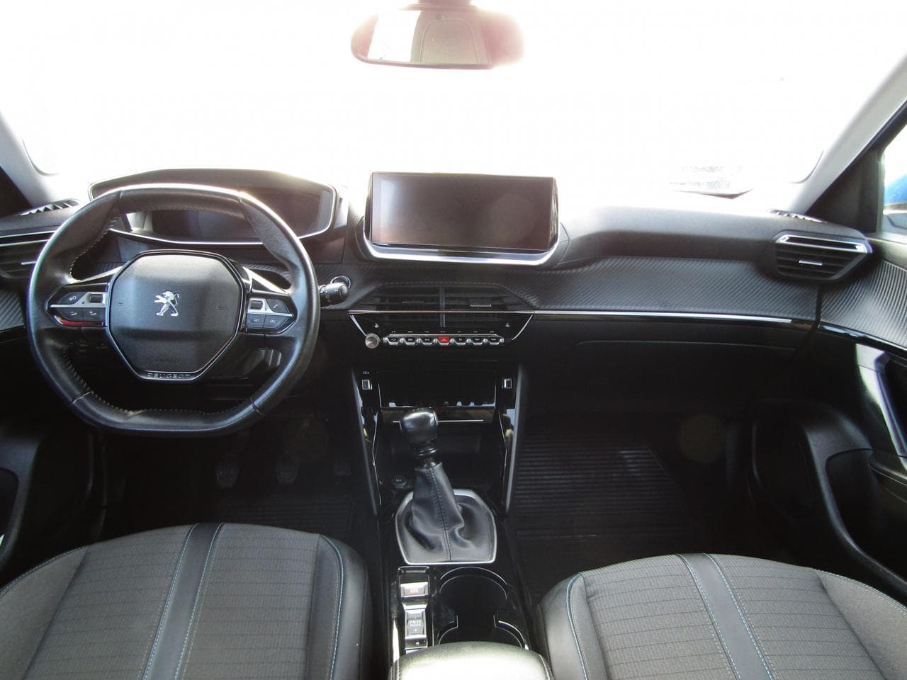 2021 Peugeot 2008 - 8