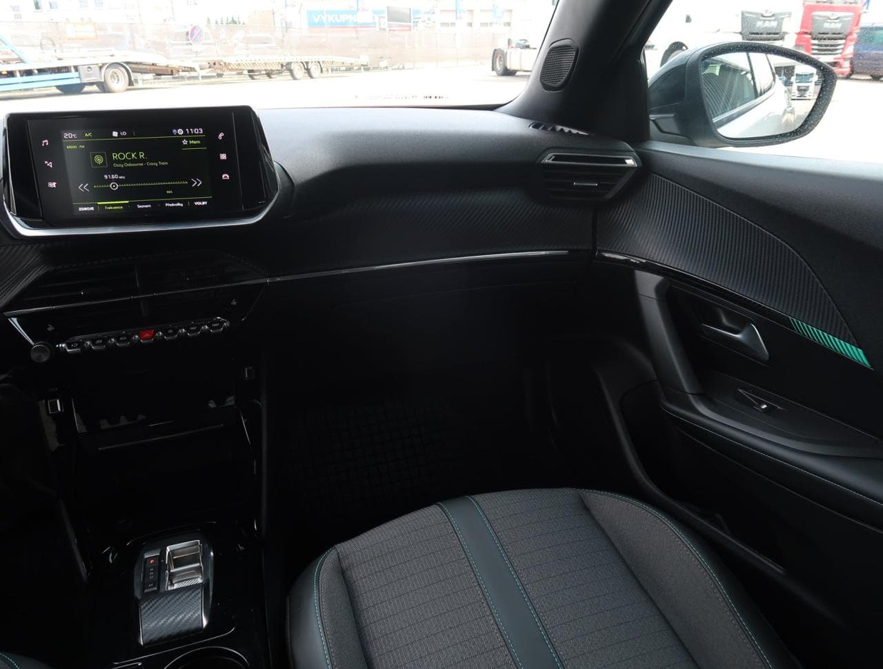 2023 Peugeot 2008 - 11
