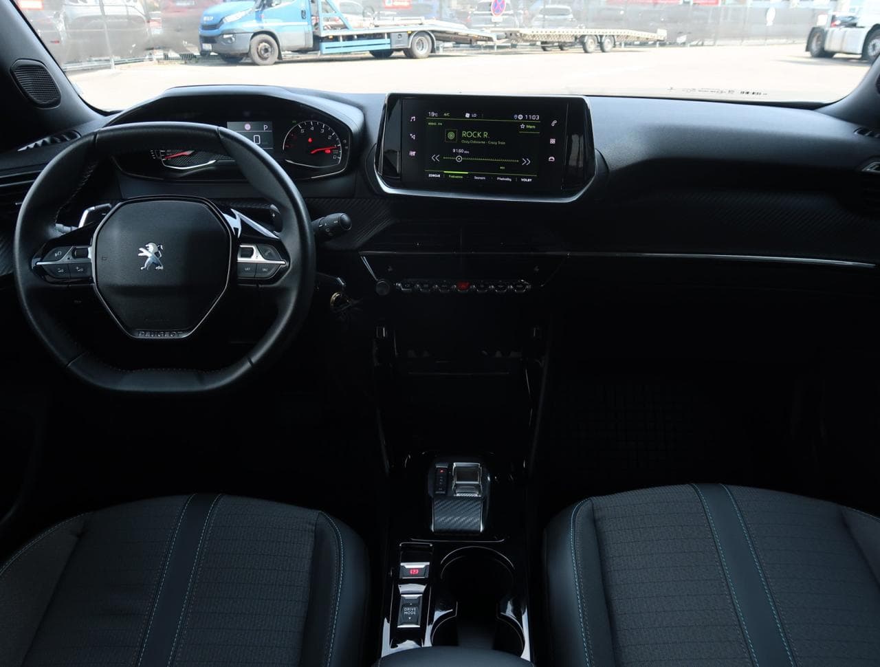 2023 Peugeot 2008 - 10