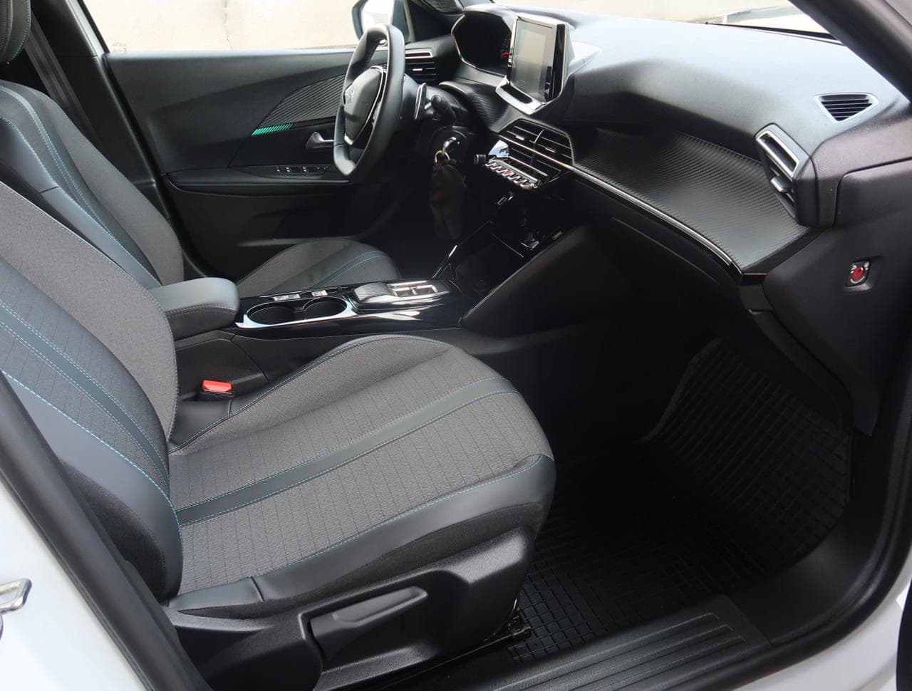 2023 Peugeot 2008 - 12