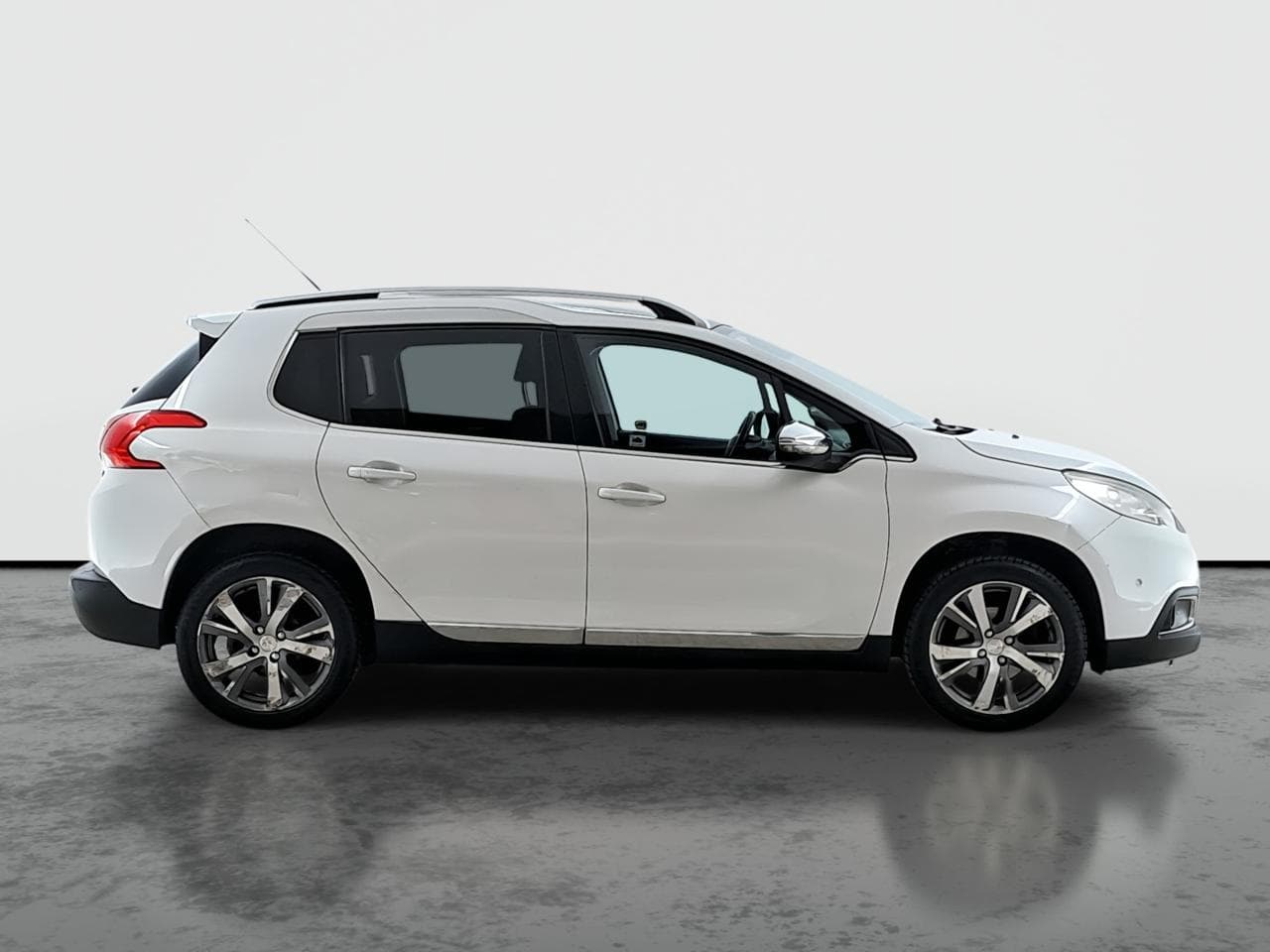 2013 Peugeot 2008 - 8